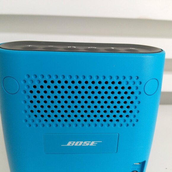 BOSE SoundLink Color Bluetooth Portable Speaker BLUE - Picture 9 of 9